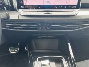 Volkswagen Golf VIII 2,0 TDI 50 Jahre Matrix AHK HuD Pano Navi