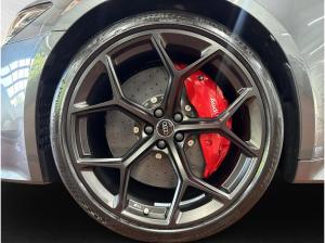 Audi RS6 Avant performance 360°+AHK+Keramik+Pano+Sthz