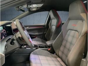 Volkswagen Golf GTI BlacStyle DSG 399 LED R-KAMERA