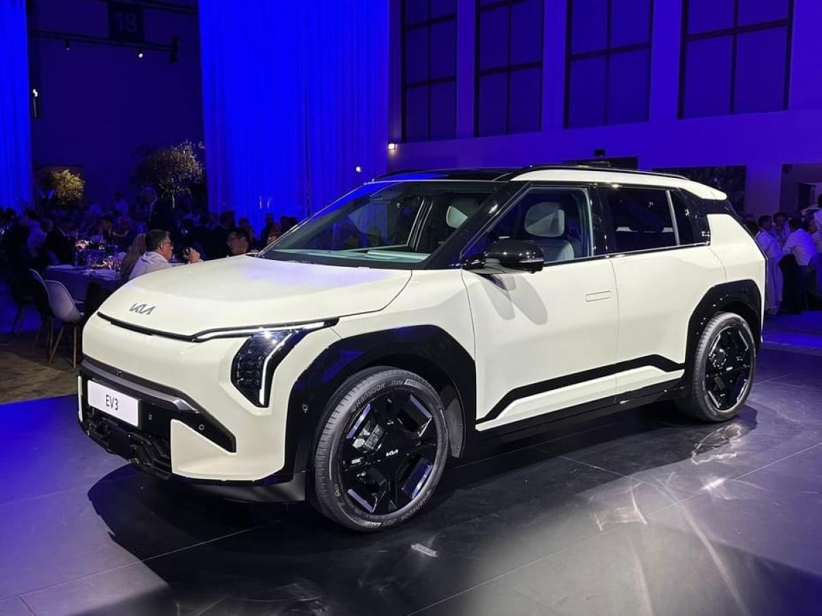 Kia EV3 81,h FWD Air *Wärmepumpe*Sitzheizung*