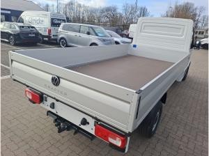 Volkswagen Crafter 35 Pritschenwagen Einzelkabine Motor: 2,0 l Getriebe: Heckantrieb 6-Gang-Schaltgetriebe Radstand: 44