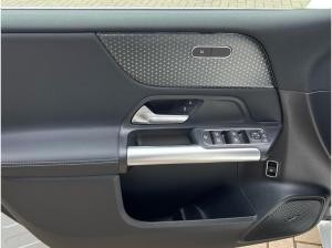 Mercedes-Benz B 200 Progressive Rückfahrkamera Distronic AHK