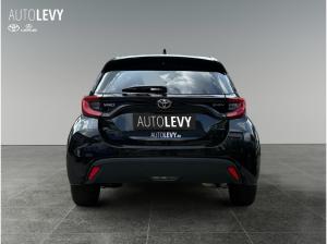 Toyota Yaris Hybrid Teamplayer *KAMERA*