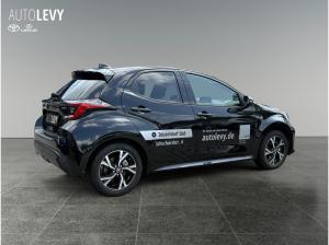 Toyota Yaris Hybrid Teamplayer *KAMERA*