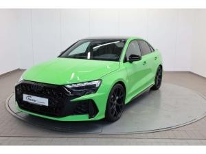 Audi RS3 Limousine TFSI quattro 280 km/h