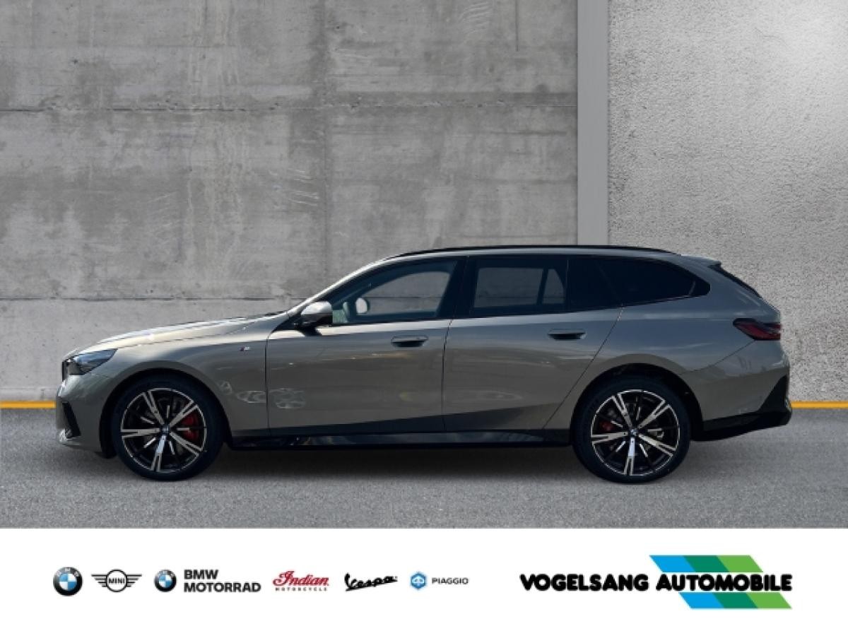 BMW i5 Baureihe Touring (G61E)