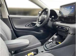 Toyota Yaris 1.5 Hybrid Black & White ADAP. TEMPOMAT SHZ KLIMA KAMERA