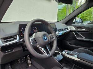 BMW X1 xDrive25e Steptronic Navi DSG Tempom.aktiv Bluetooth PDC