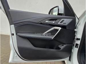 BMW X1 xDrive25e Steptronic Navi DSG Tempom.aktiv Bluetooth PDC
