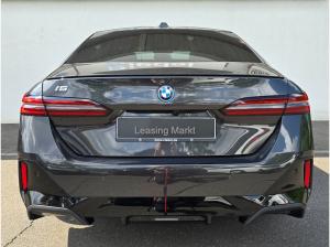 BMW i5 xDrive40 M Sportpaket Panorama Klimaaut.