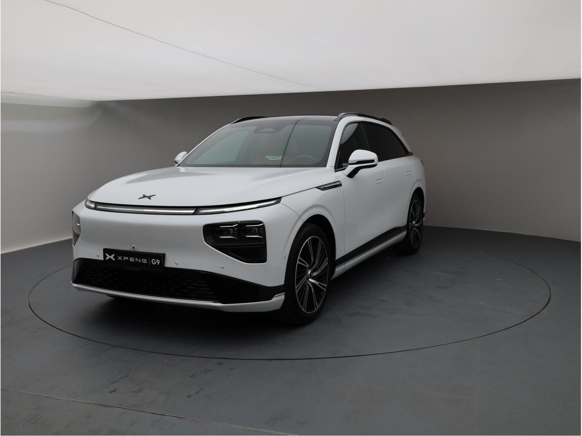 XPENG G9 BEV 98kWh AWD Performance