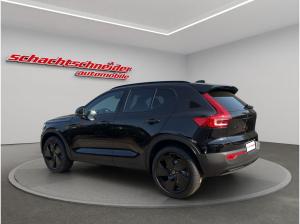 Volvo XC40 B4 B DKG Ultra Black Edition
