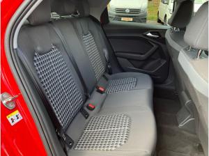 Audi A1 allstreet 30 TFSI S-tronic / MMI-Navi+, LED