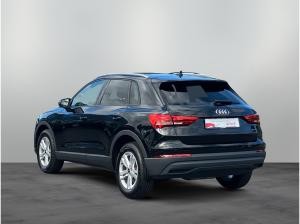 Audi Q3 40 TDI quattro S-tronic / MMI-Navi plus, RFK