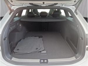 Volkswagen Passat R-Line Signature*Sitzklima*AHK*Pano*HuD*Harman Kardon