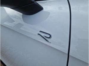 Volkswagen Passat R-Line Signature*Sitzklima*AHK*Pano*HuD*Harman Kardon