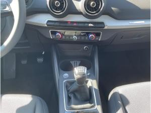Audi Q2 30 TFSI advanced Matrix Sitzhzg Einparkh