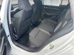 Skoda Octavia Com. 2.0 TDI DSG Selection +ACC+AHK+NAVI+SHZ+RFK