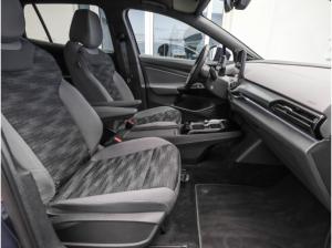 Volkswagen ID.4 Pure Performance Navi AHK Harman HuD