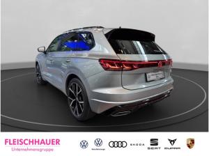 Volkswagen Touareg R-Line 3.0 TDI 4MOTION HUD PANO AHK LEDER