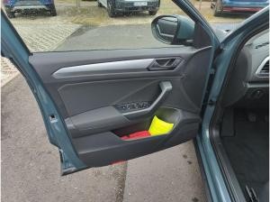 Volkswagen T-Roc Life 1.0 l TSI Rear View,LED,App Connect