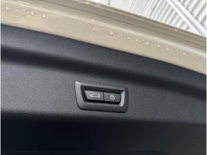 BMW iX1 xDrive30 U11 XE2 M Sportpaket Head-Up DAB