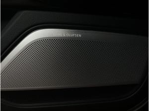 Audi S8 AHK, Pano-Glasdach, B&O Sound, Standhzg., Nachtsicht, Digitales Matrix Licht