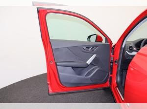 Audi Q2 35 TDI . Virt.Cockpit LED AHK