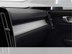 Volvo XC40 Core, B3 Mild-Hybrid, Benzin "sofort lieferbar"