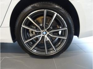 BMW 330 e Limousine ab Lager! 0,5% Versteuerung!