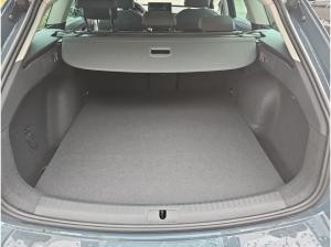 Seat Leon Sportstourer Road Edition 1.5 e-Hybrid DSG AHK MATRIX RÜCKFAHRKAMERA