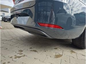 Seat Leon Sportstourer Road Edition 1.5 e-Hybrid DSG AHK MATRIX RÜCKFAHRKAMERA