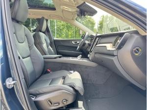 Volvo XC60 B5 B AWD ULTRA DARK - FACELIFT - Mj26 - Inkl. Anhängekupplung! Sofort lieferbar