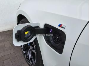 BMW 330 330e Touring Automatic Navi Tempom.aktiv Bluetooth PDC MP3 Schn.