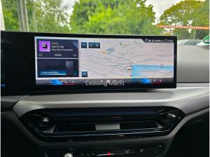 BMW 330 330e Touring Automatic Navi Tempom.aktiv Bluetooth PDC MP3 Schn.