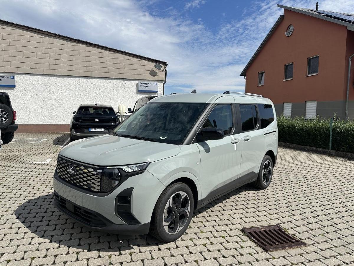 Ford Tourneo Courier BEV Titanium KAMERA PDC SITZHEIZ.
