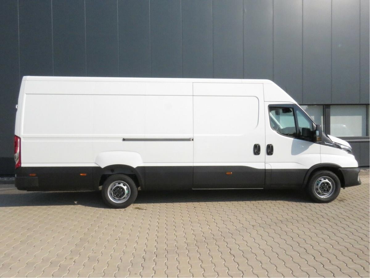 Iveco Daily 35S16A8V / Modelljahr 2024