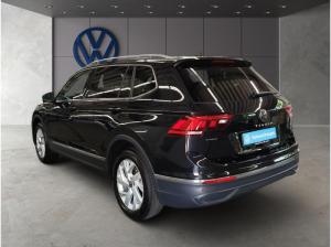 Volkswagen Tiguan Allspace 2.0 TDI DSG Life 7Sitze Navi LED DAB+