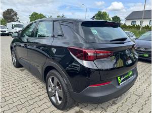Opel Grandland 1.6 Turbo ACC+AHK+LED+Navi+SHZ+2xKlima