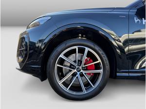 Audi Q5 SUV e-hybrid quattro