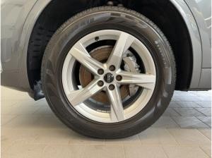 Audi Q5 S line 40 TDI quattro LED Navi Teilleder virtual