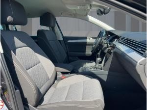 Volkswagen Passat Variant 1.5 TSI Business DSG Navi LED Shz