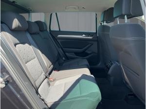 Volkswagen Passat Variant 1.5 TSI Business DSG Navi LED Shz
