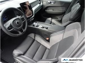 Volvo XC60 B5 AWD Plus Black Edition/AHK/FHZ/360°CAM
