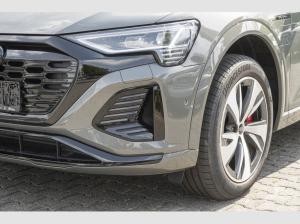 Audi Q8 Sportback 55 S line/Black+/Matrix/AHK/HuD/360°