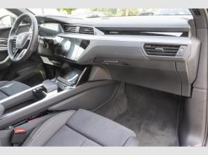 Audi Q8 Sportback 55 S line/Black+/Matrix/AHK/HuD/360°