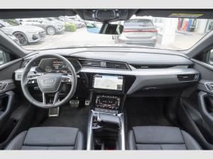 Audi Q8 Sportback 55 S line/Black+/Matrix/AHK/HuD/360°