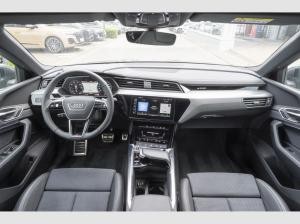 Audi Q8 e-tron 55 S line/Matrix/HuD/22KW/360°/ACC/22Zoll