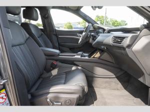 Audi Q8 Sportback 55 S line/Black+/Matrix/Pano/360°/HuD/22kW/22Zoll