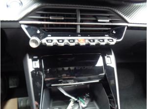 Peugeot 2008 Hybrid 145 e-DSC Allure Navi Allwetterreifen